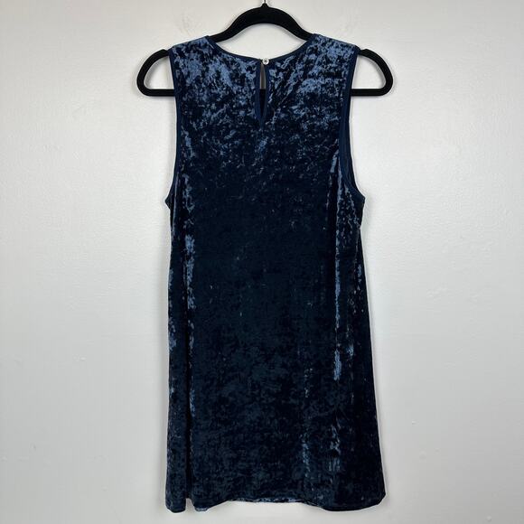 NWT Entro Womens Crochet Lace Velvet Navy Blue Sleeveless Mini Shift Dress Small - Picture 2 of 9